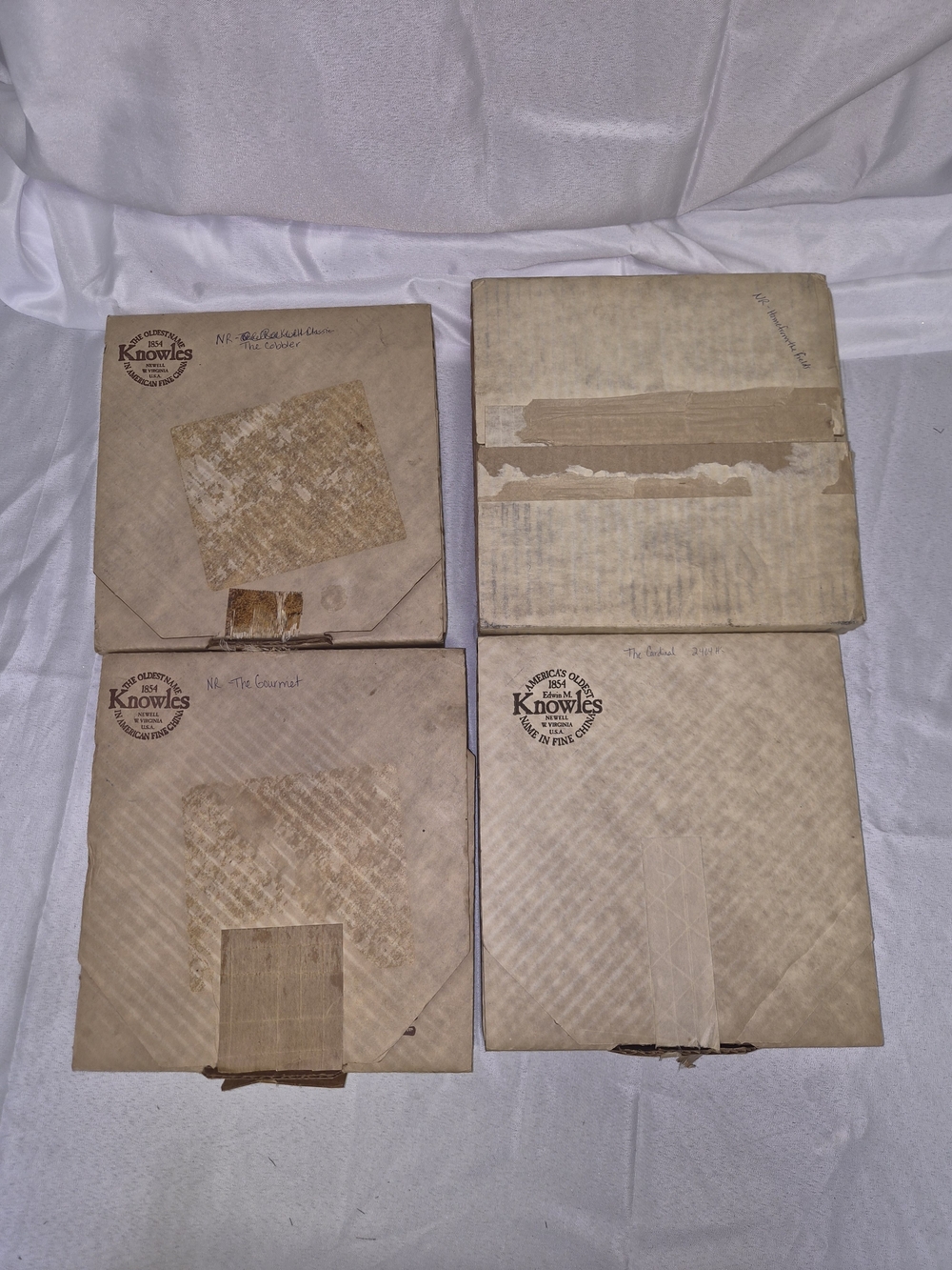 Knowles Collectable Plates - Pack of 4